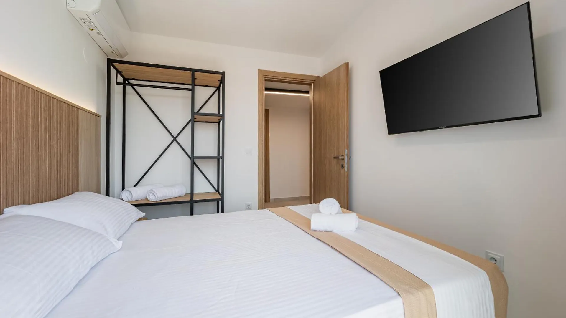 باراليا ديونيسيو Chalkidiki Suites 0*, باراليا ديونيسيو